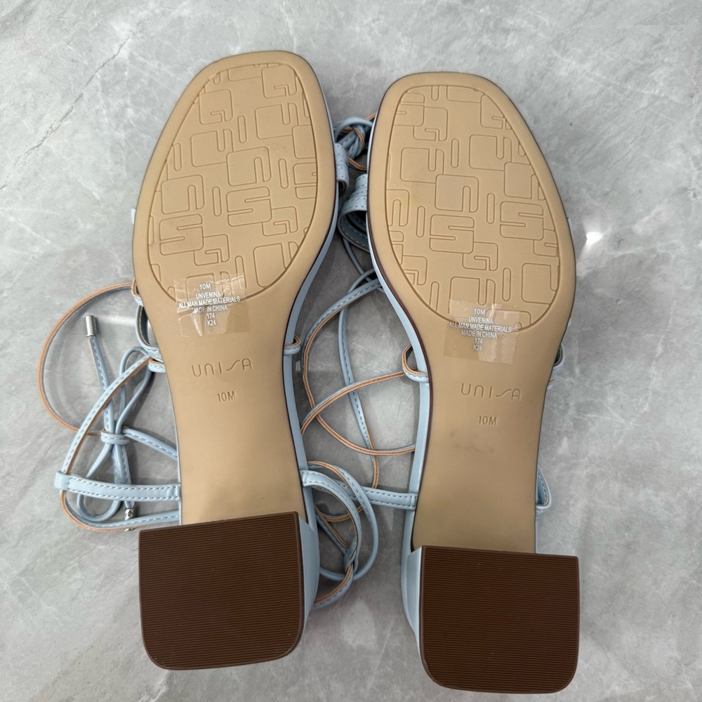 NWOT Women’s Unisa Venina Lace Up Tie Strappy Block Heel Sandals Size 10 - Picture 12 of 14